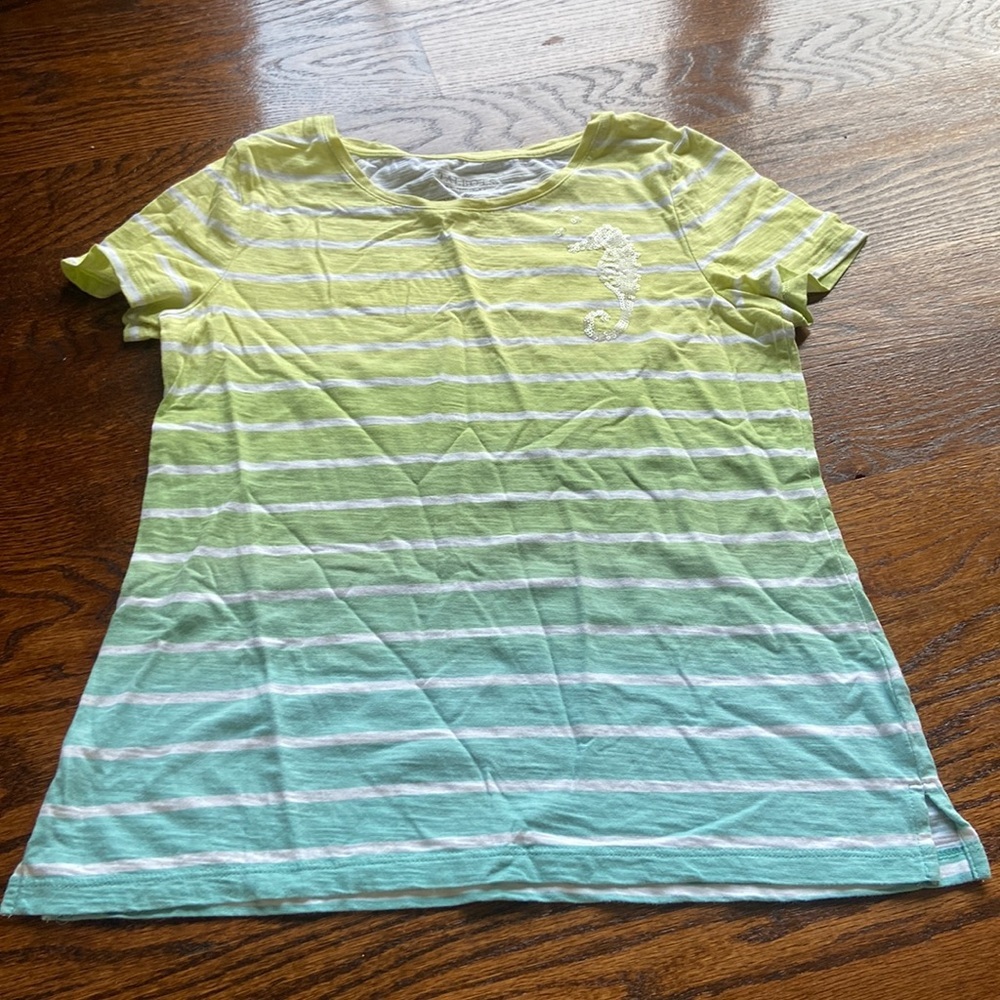 Women’s tee